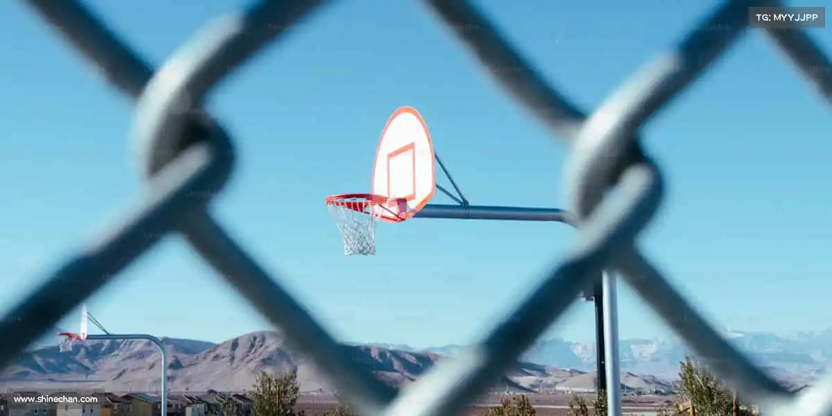 必一运动🎾挥动球拍,点燃激情 —— 在运动中遇见更阳光的自己!